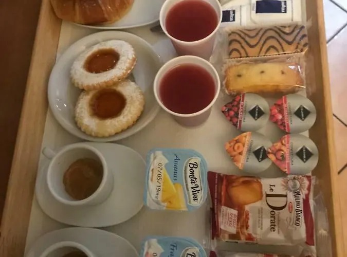 La Casa Di Maurizio Frühstückspension 3*